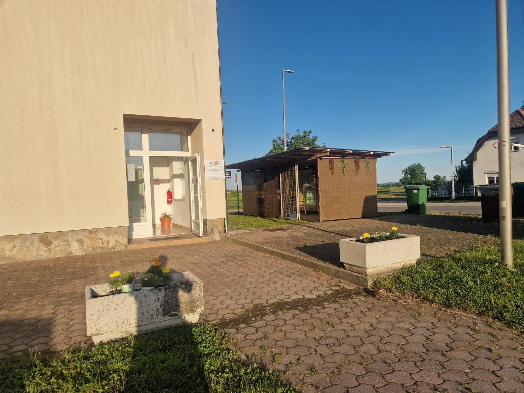 Apartment Ken Near Terme Paradiso Dobova Exterior foto